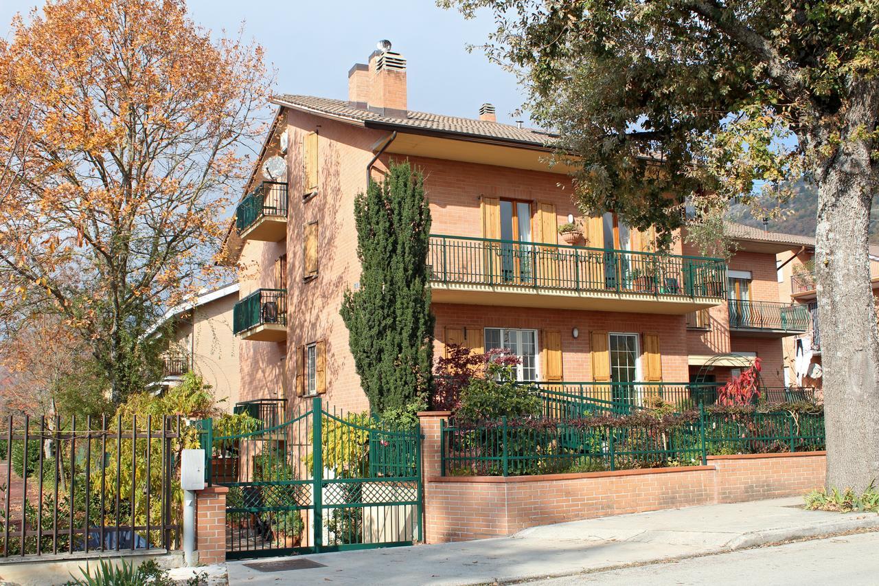 B&B Dimora Morelli Gubbio Exterior foto
